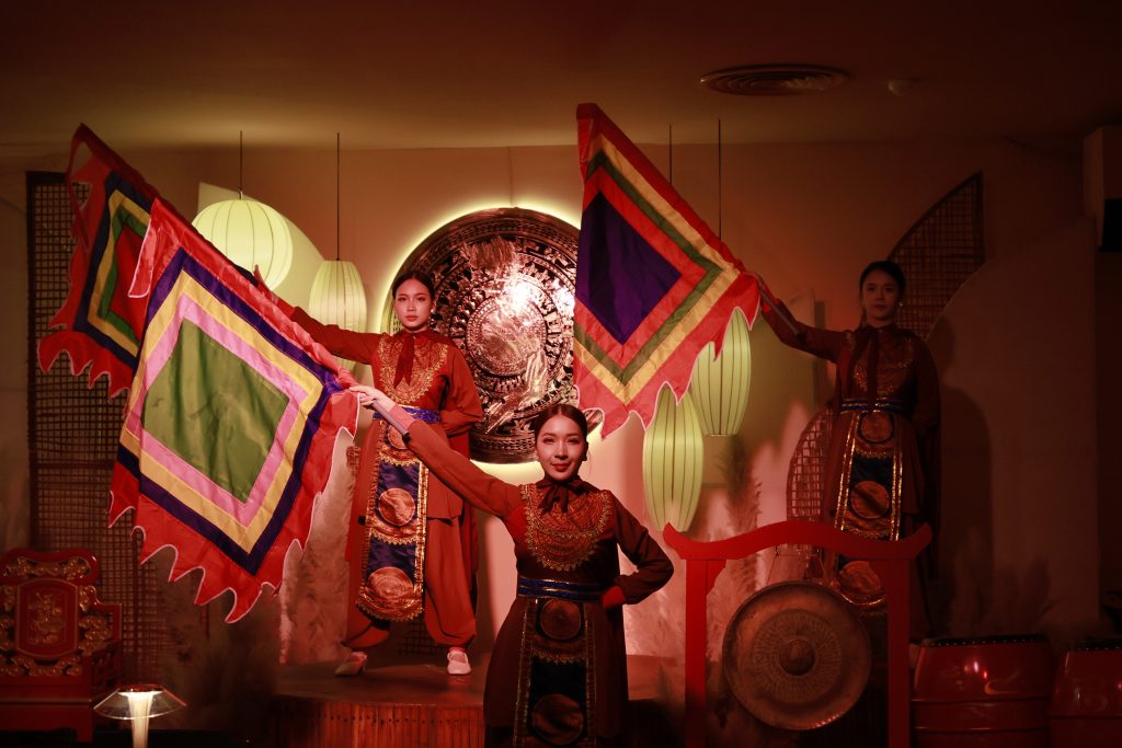 Ngon Phố Đà Hinh 14